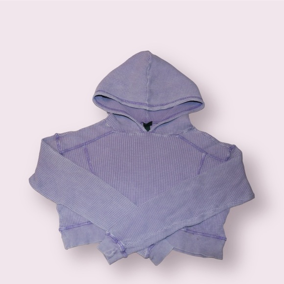 Matching Cropped Set - Picture 3 of 5